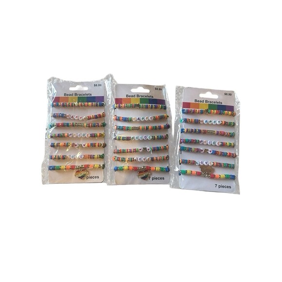 New Bundle 3 Packs of Rainbow LGBTQ+ Pride Bracelets 21 Total (7 Per Card) Love - Picture 1 of 2